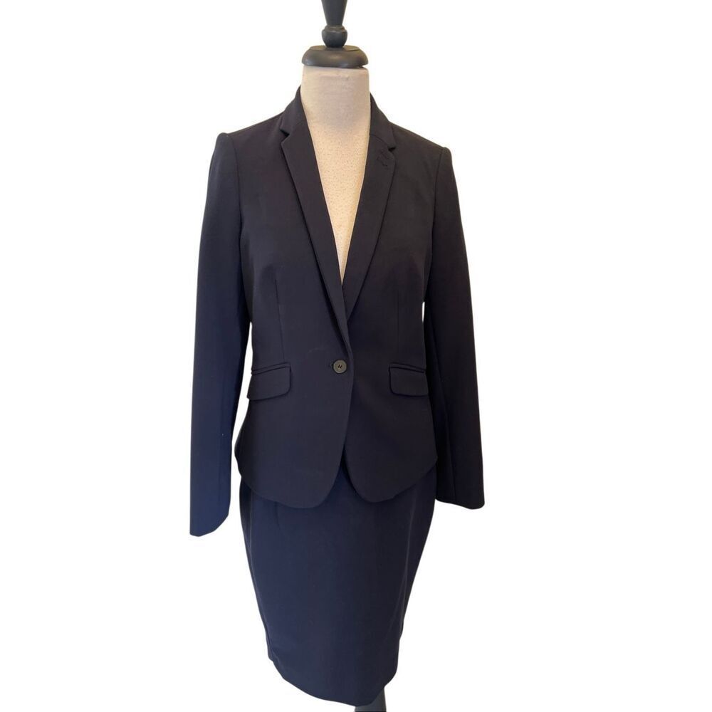 LTD Women's Single Breasted Notched Lapel Blazer & Skirt Suit Set Black Size 4/6